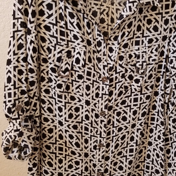 Printed top- button down - Picture 3 of 6